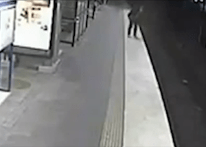 Walking Moment billy Ward